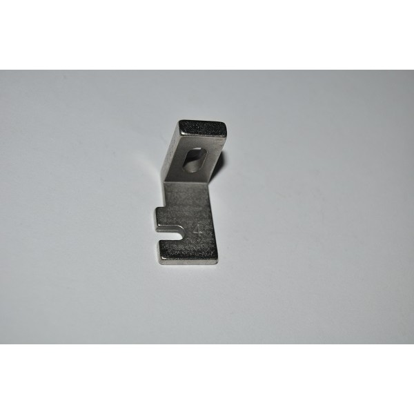 B2410-372-000-4MM JUKI DÜĞME AYAĞI 4 mm