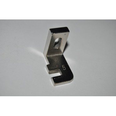 B2419-372 JUKI DÜĞME AYAĞI 5 mm